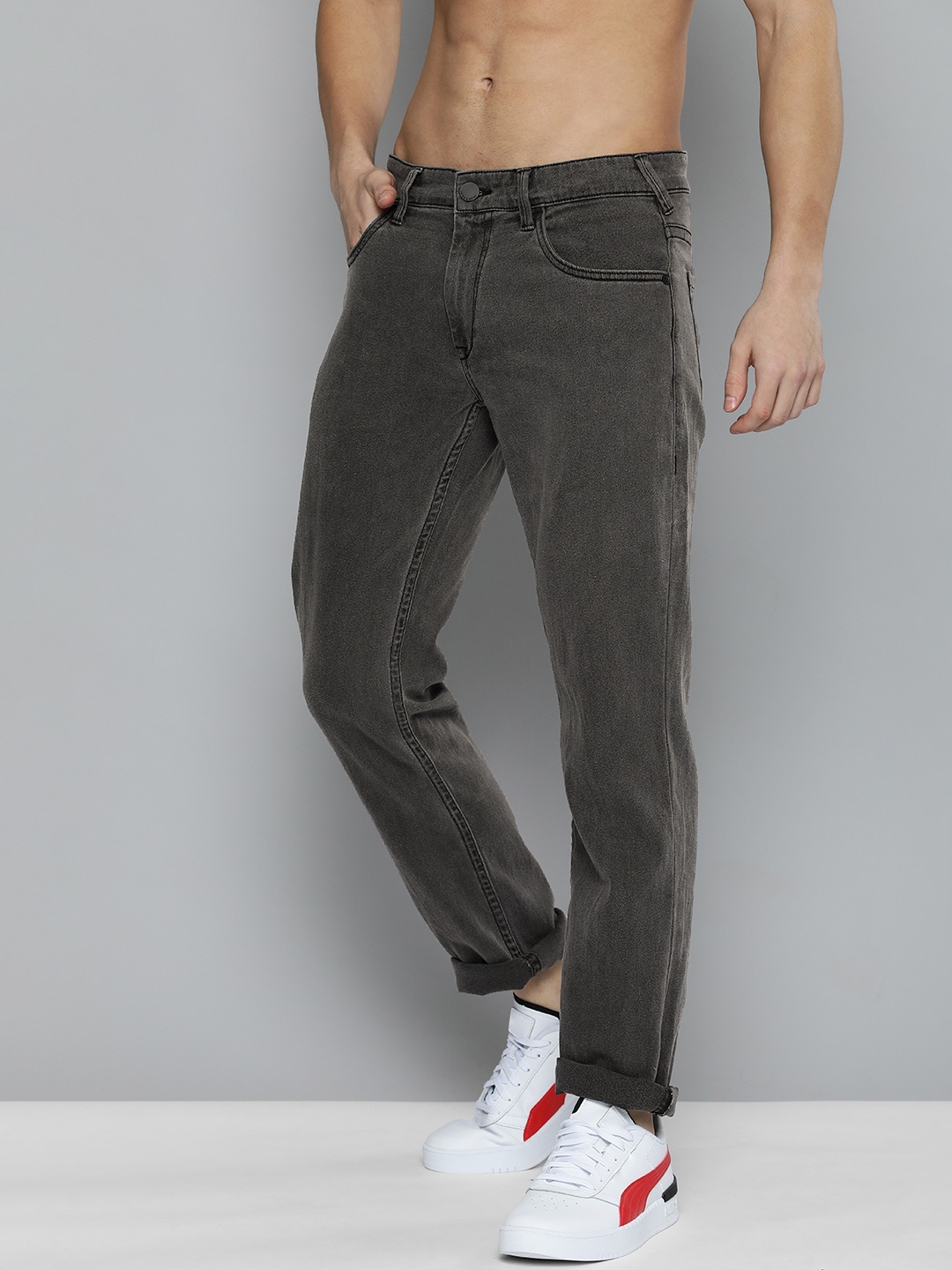 

HERE&NOW Men Grey Slim Fit Light Fade Stretchable Jeans