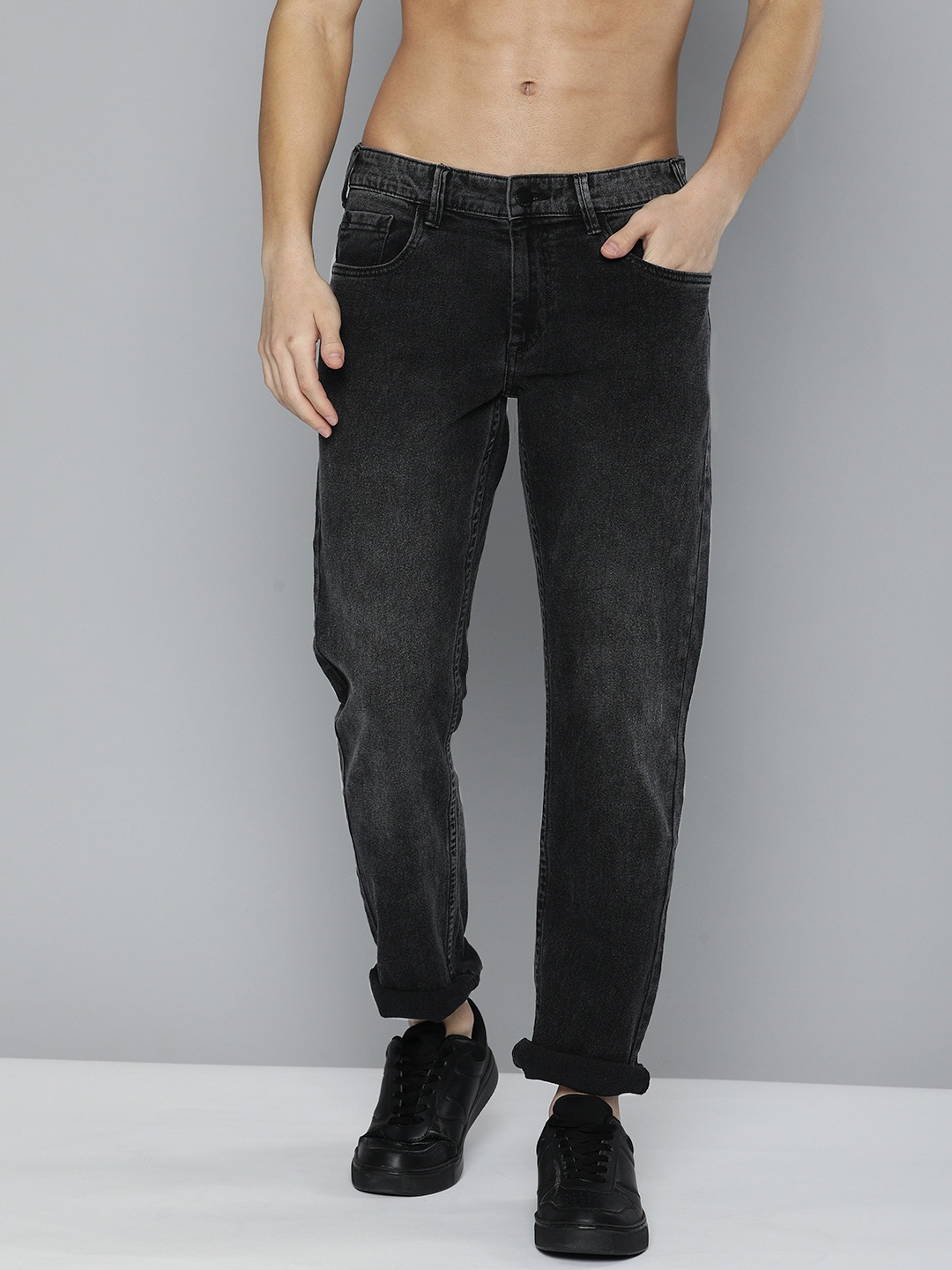 

HERE&NOW Men Black Regular Fit Light Fade Stretchable Jeans