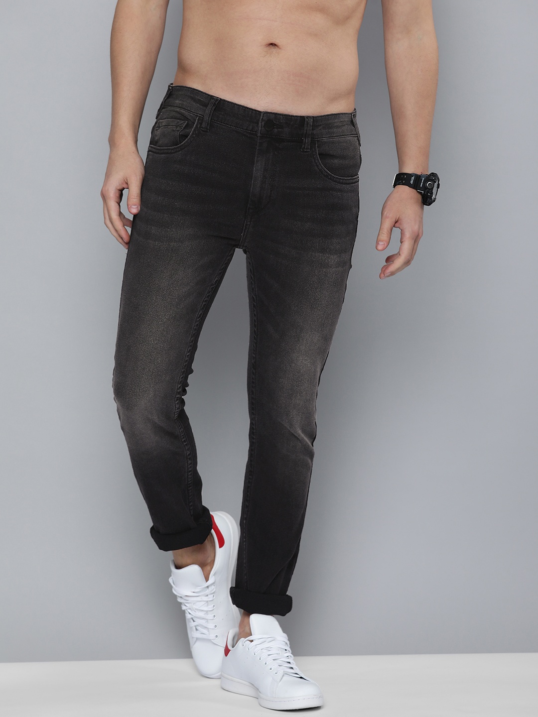 

HERE&NOW Men Black Skinny Fit Mid Rise Light Fade Stretchable Jeans