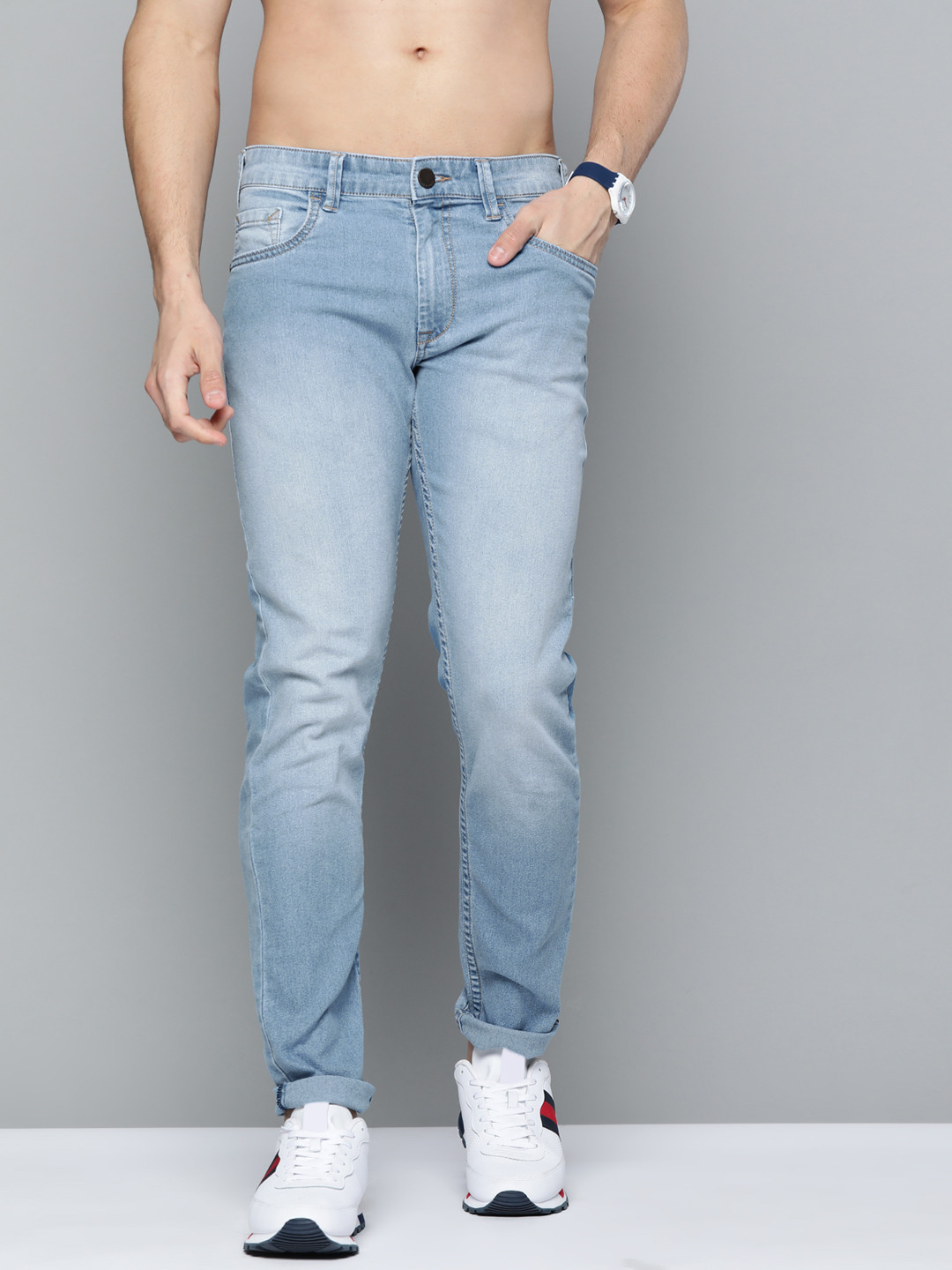 

HERE&NOW Men Blue Regular Fit Heavy Fade Stretchable Jeans