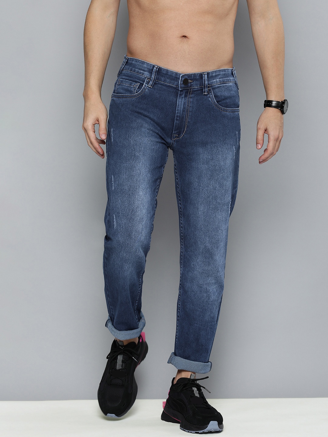 

HERE&NOW Men Blue Mildly Distressed Heavy Fade Mid-Rise Stretchable Jeans
