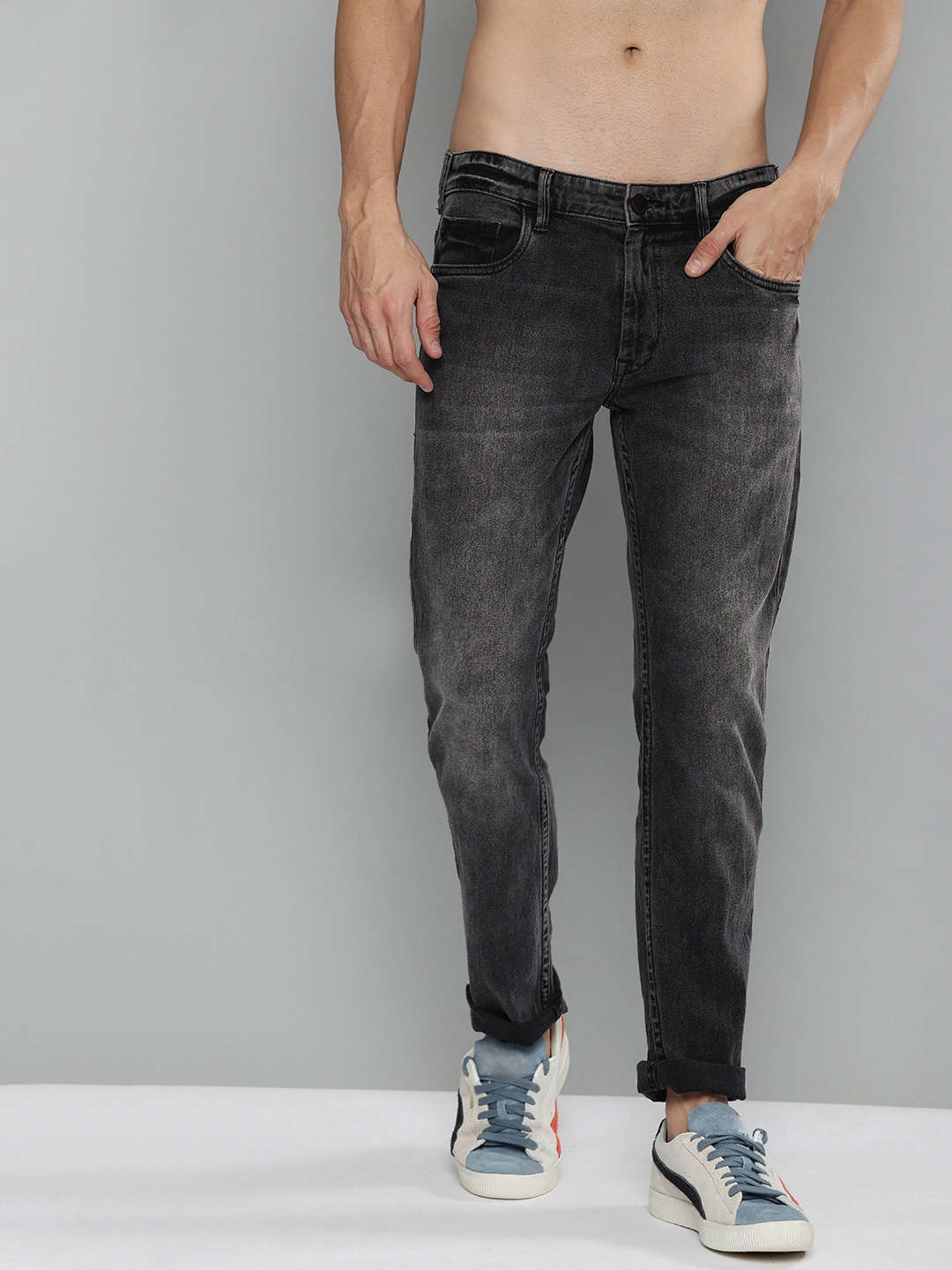

HERE&NOW Men Black Slim Fit Mid Rise Light Fade Stretchable Jeans