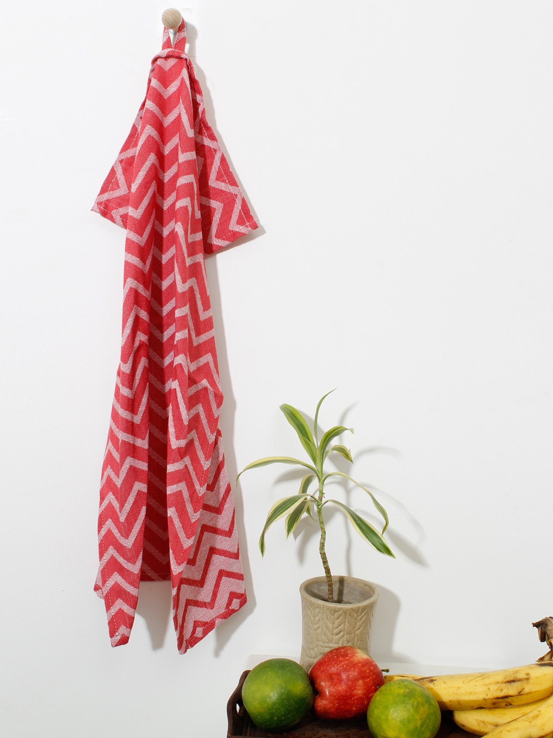 

AVI Living Red & White Pack of 4 GSM 1000 Cotton Kitchen Towel Set