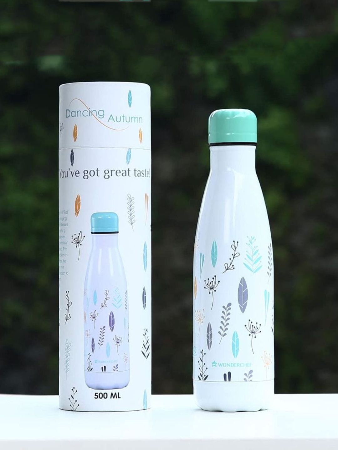 

Wonderchef Blue & Green Dancing Autumn Printed Stainless Steel Water Bottle 500 ml