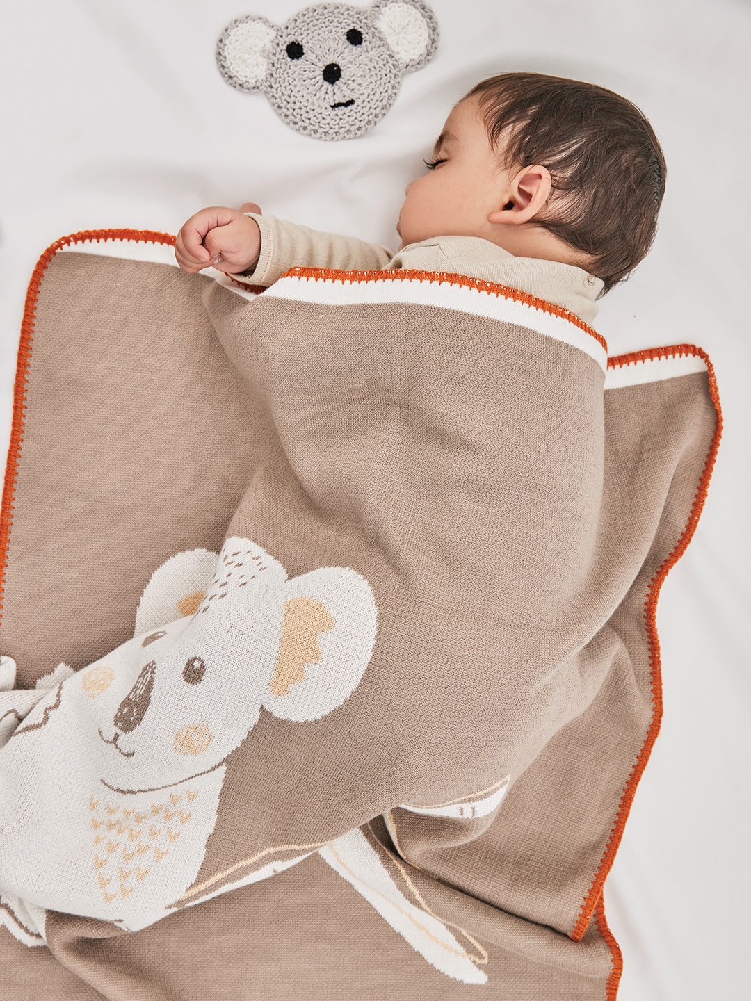 

MiArcus Unisex Kids Brown & Orange Cartoon Characters Summer 233 GSM Blanket
