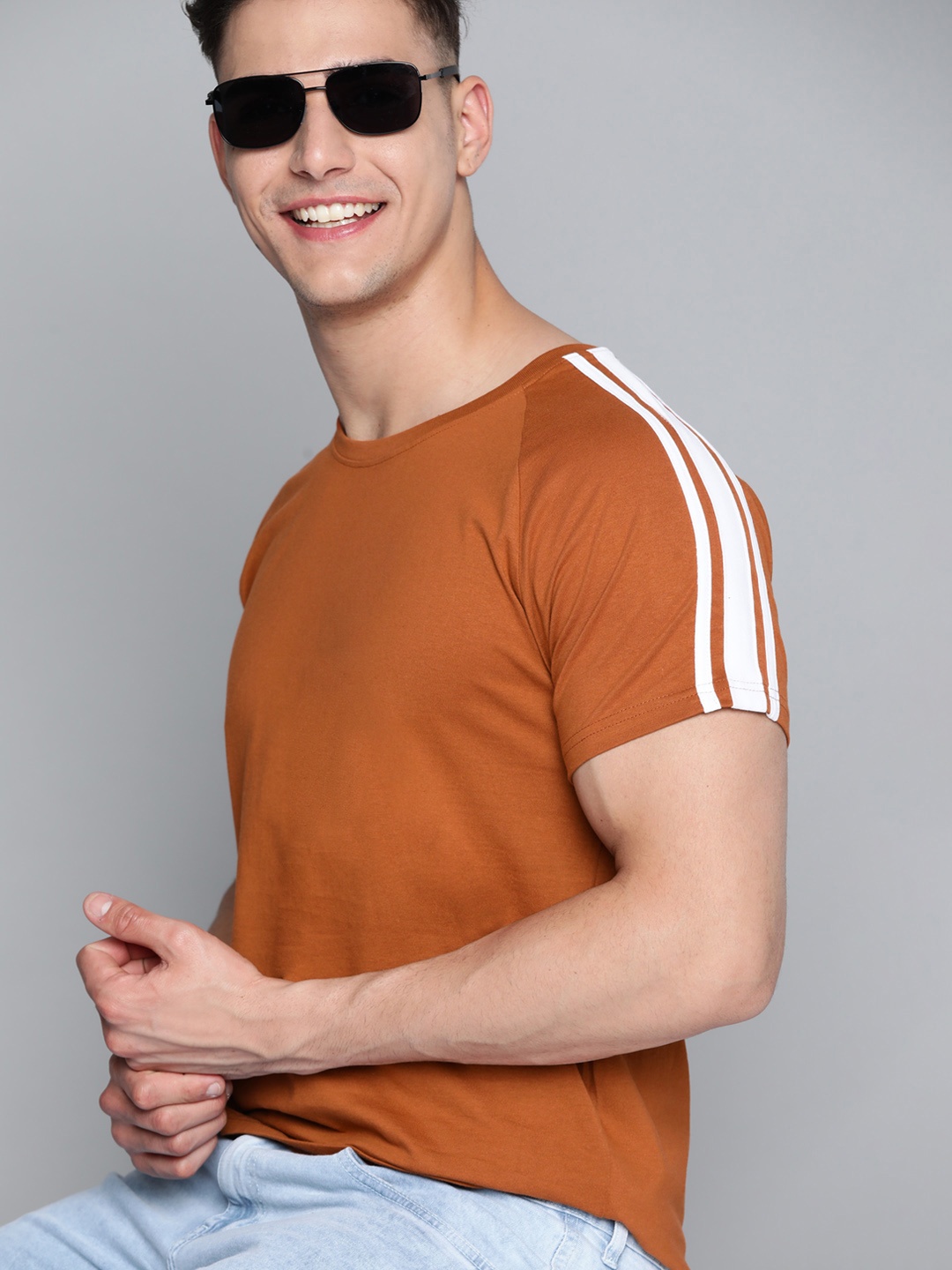 

HERE&NOW Men Mustard Brown Solid T-shirt