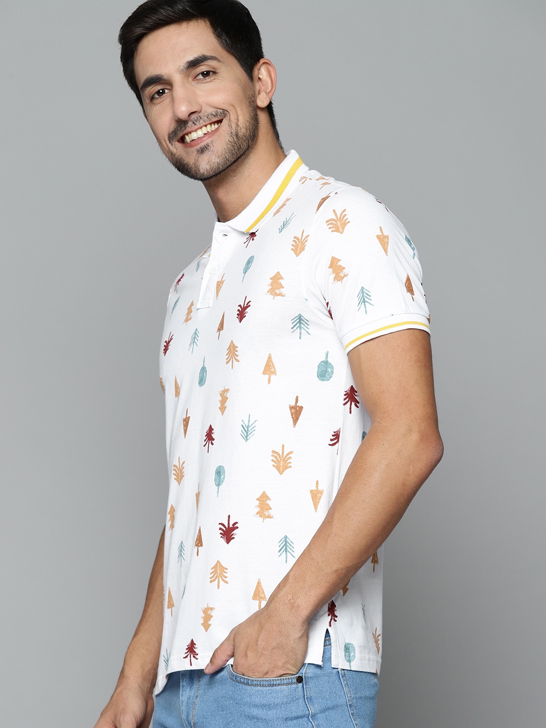 

HERE&NOW Men White & Mustard Yellow Printed Polo Collar Pure Cotton T-shirt