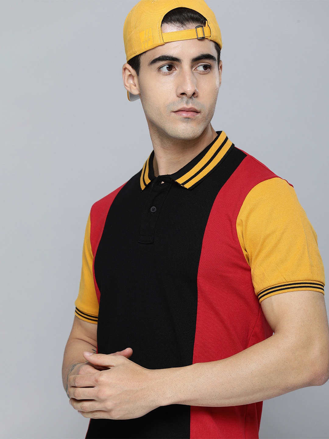 

HERE&NOW Men Black & Red Colourblocked Polo Collar Slim Fit Casual T-shirt