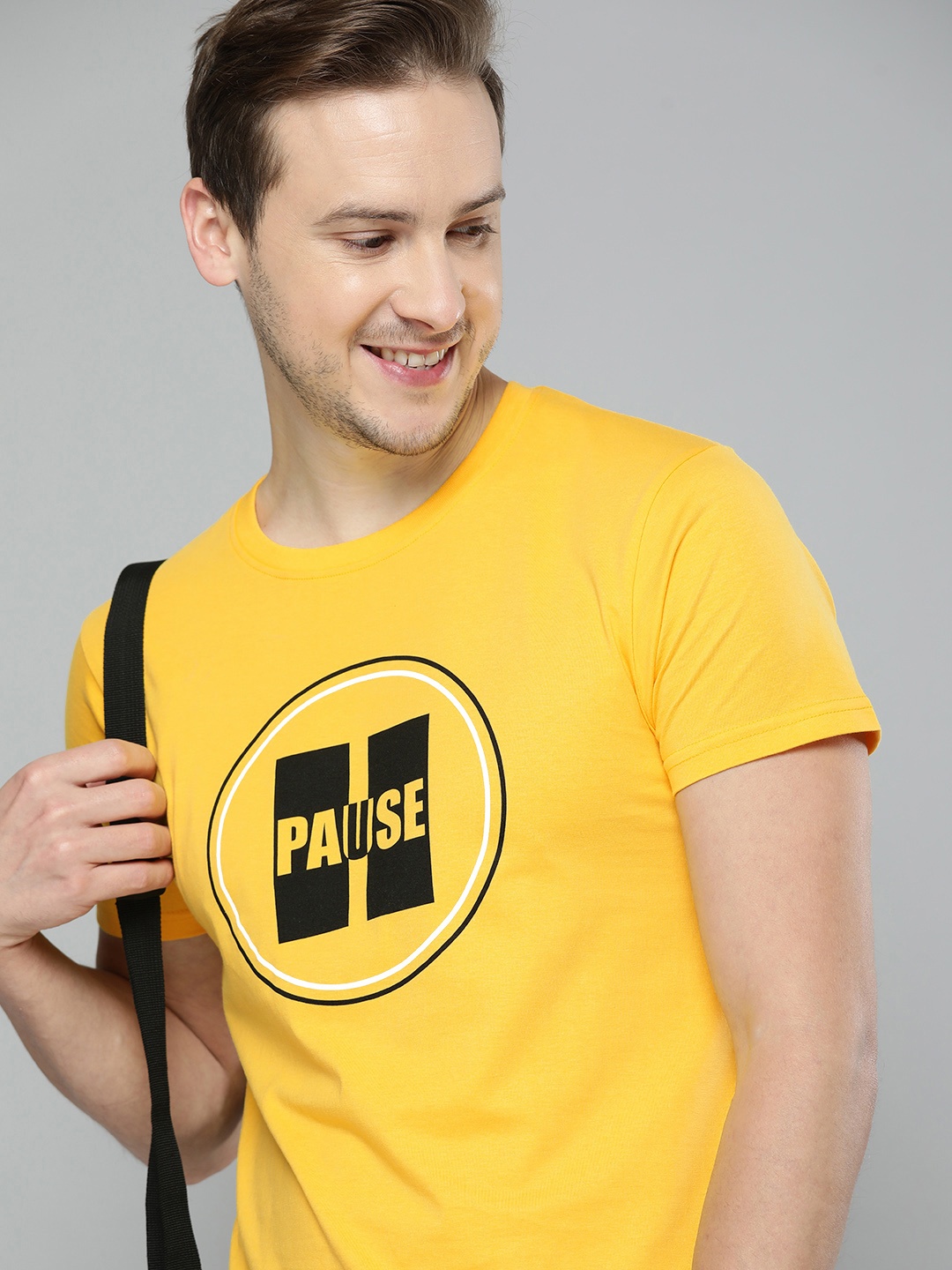 

HERE&NOW Men Yellow Graphical Printed T-shirt
