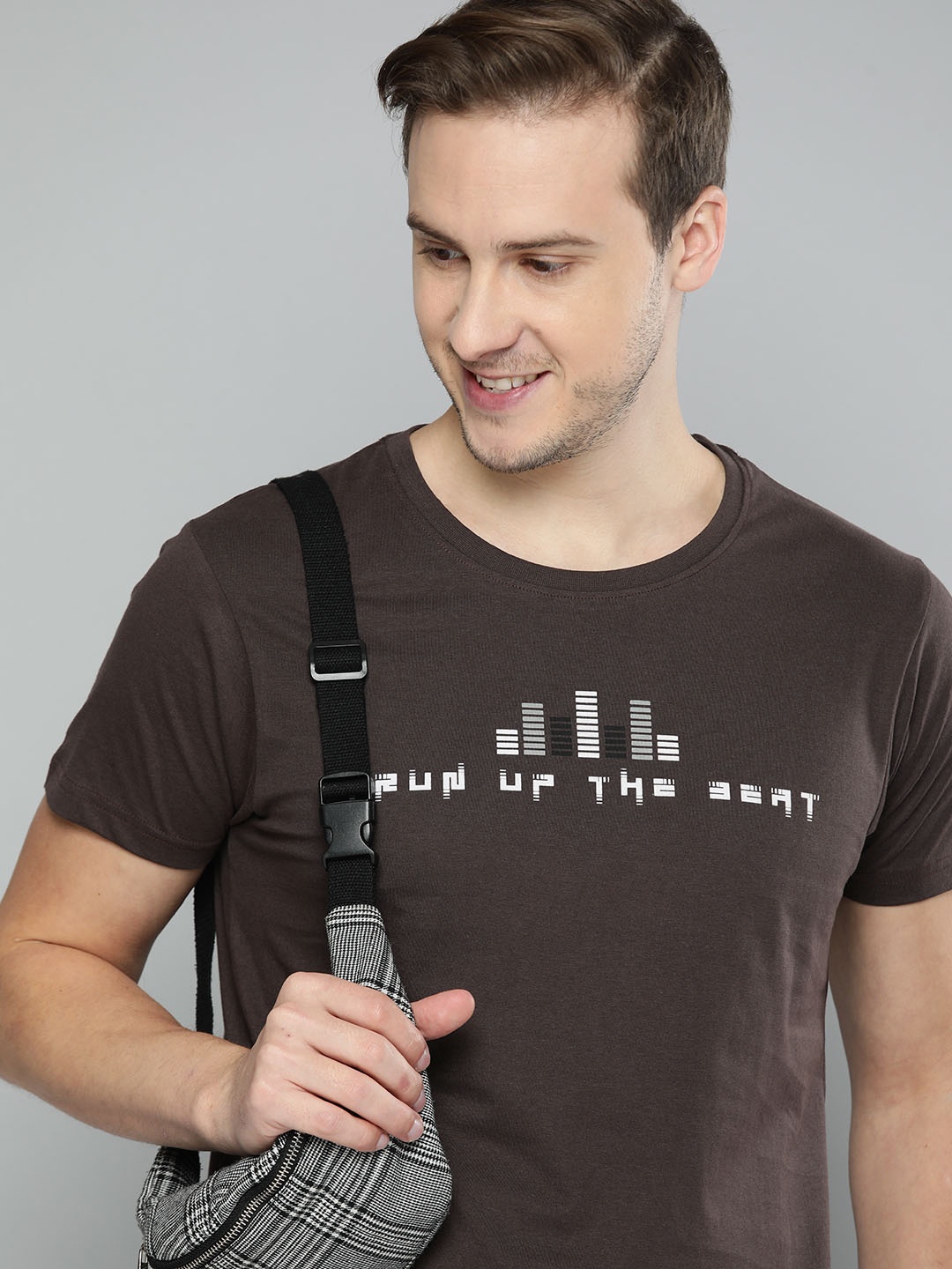 

HERE&NOW Men Coffee Brown & White Printed T-shirt
