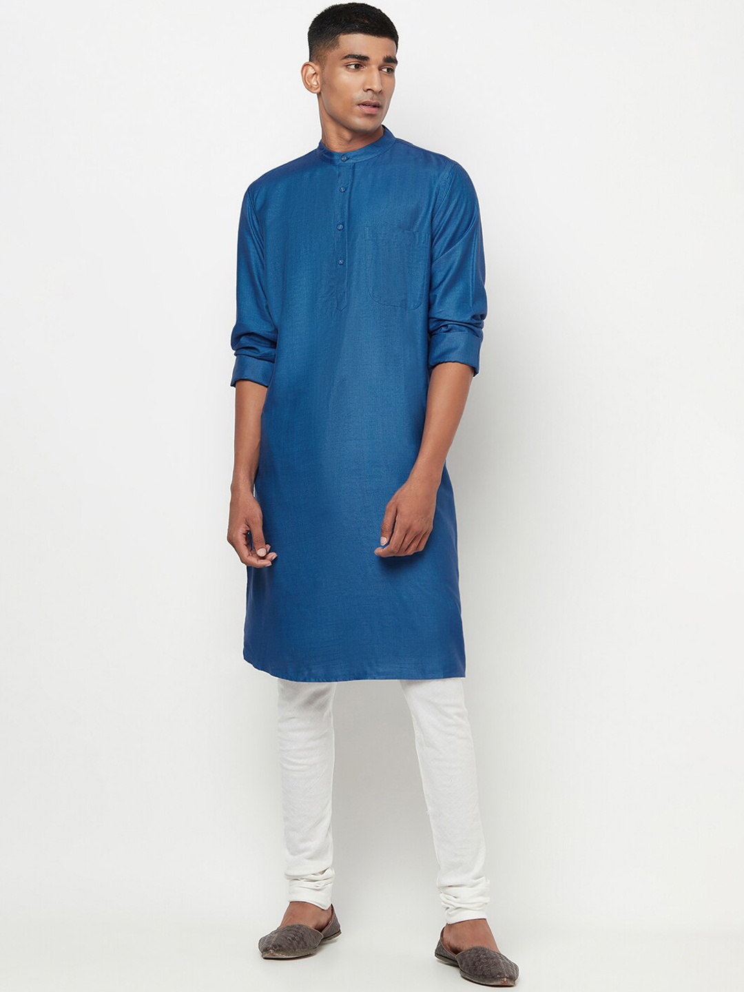 

Fabindia Men Blue Solid Kurta