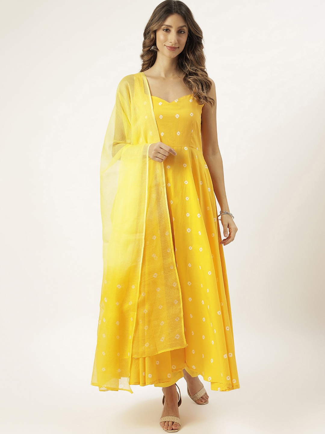 

Lavanya The Label Women Yellow Regular Pure Cotton Kurta with Trousers & Dupatta