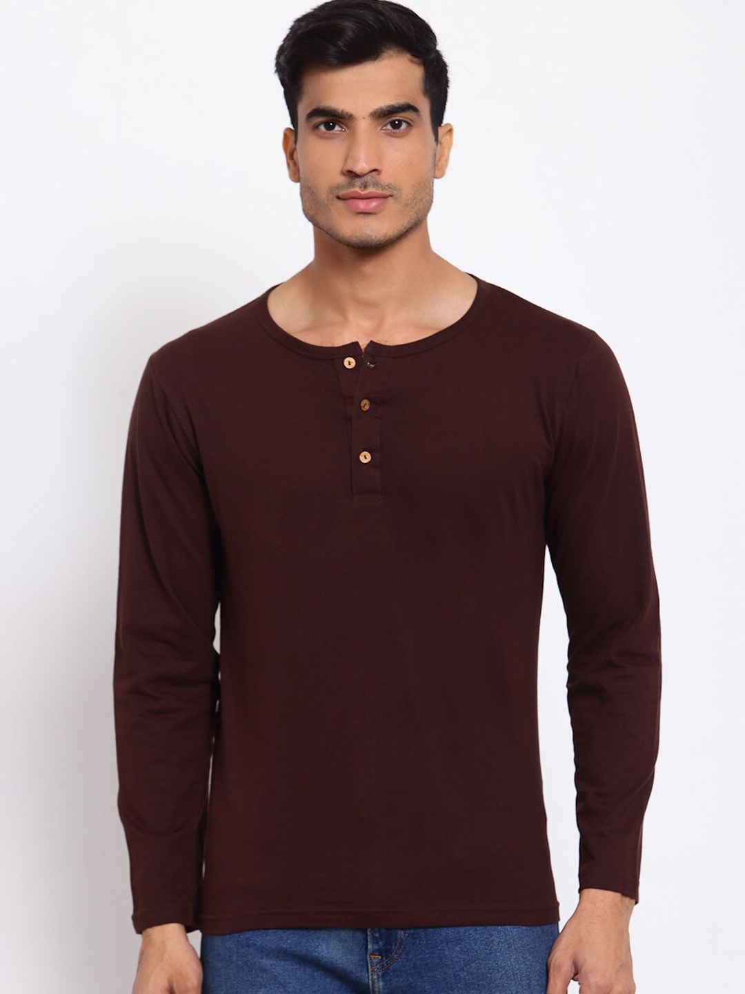 

FERANOID Men Brown Solid Henley Neck Full Sleeve T-shirt