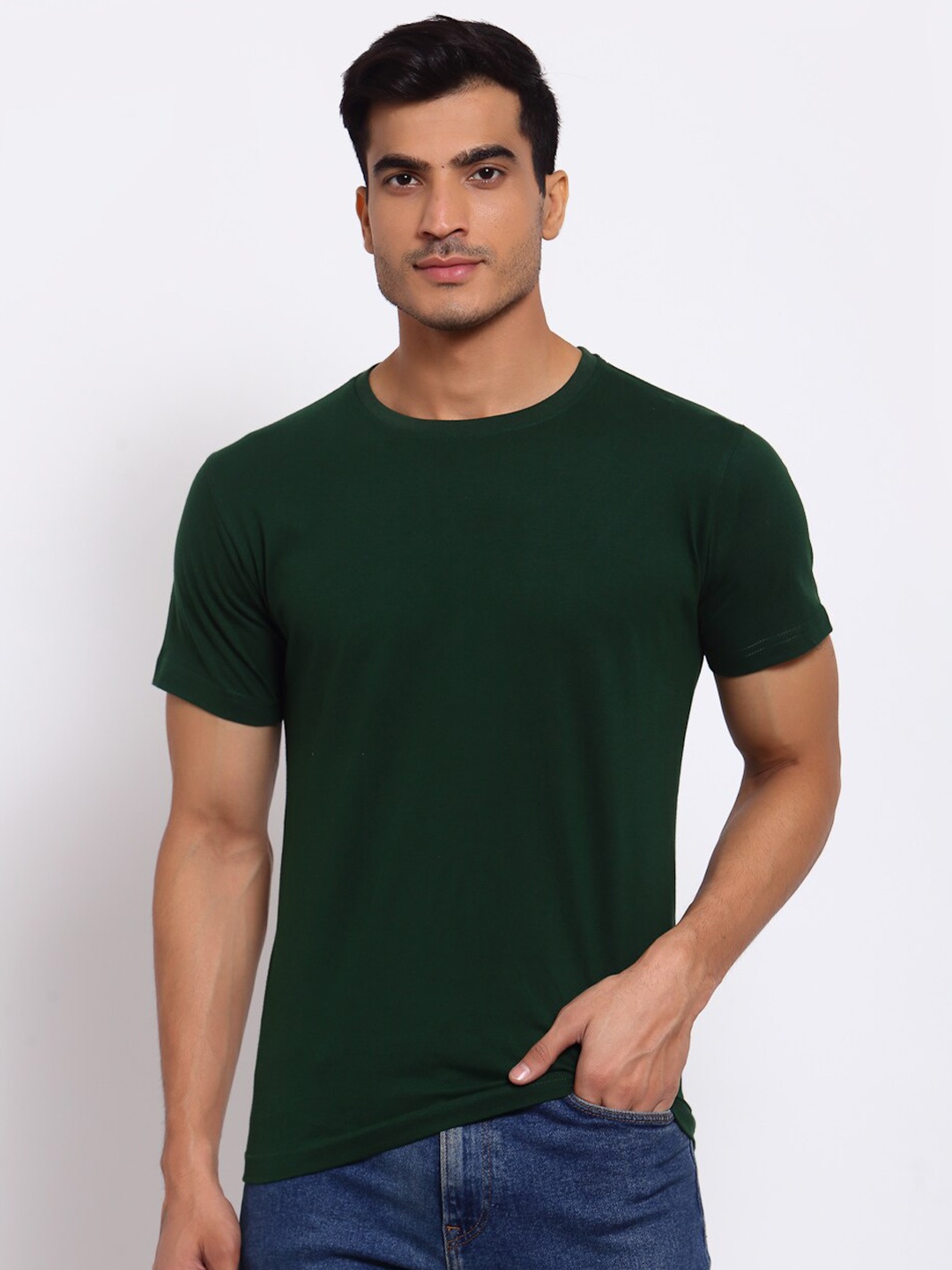 

FERANOID Men Green Solid Regular Fit T-shirt