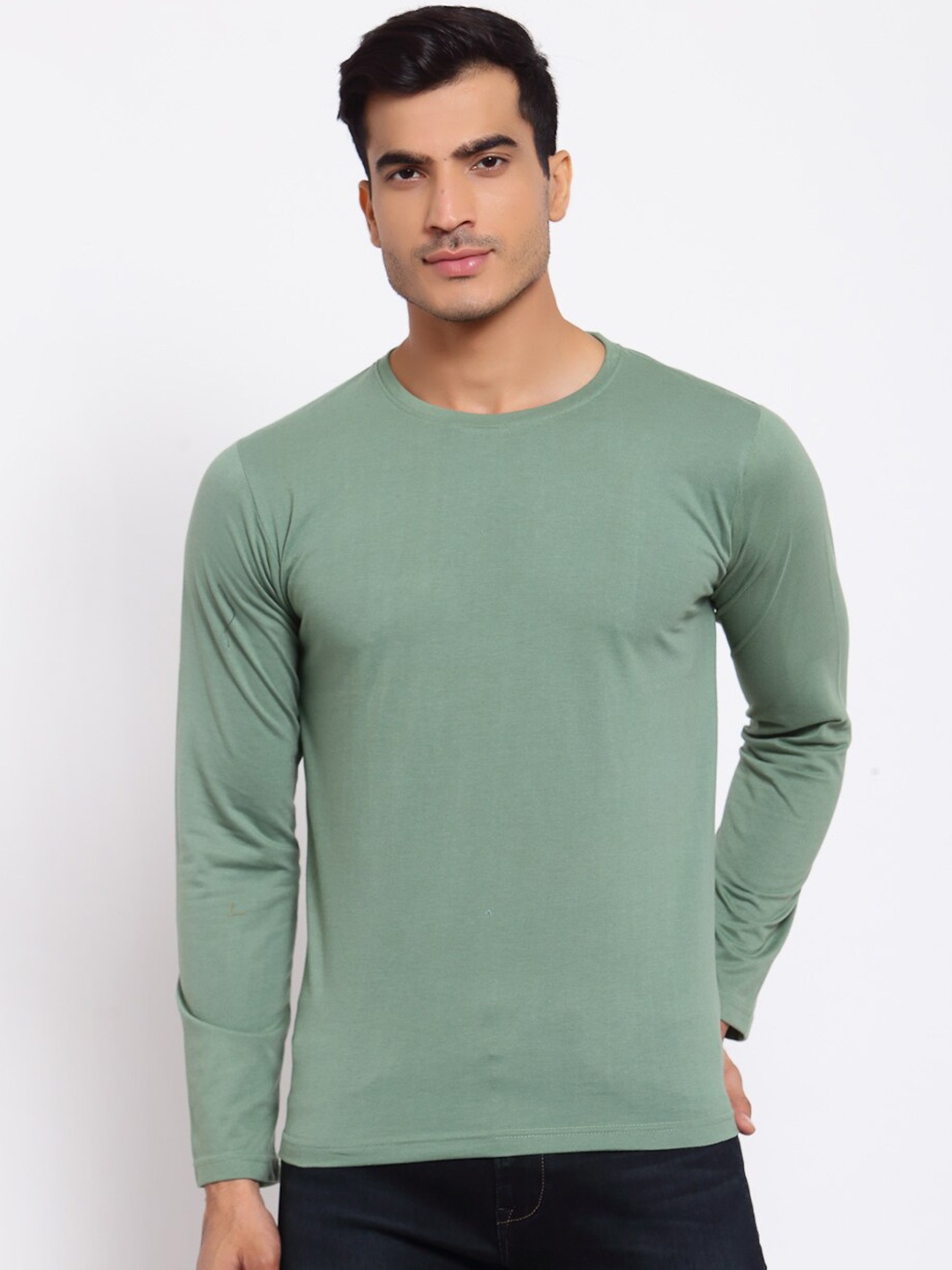 

FERANOID Men Green Round Neck Pockets T-shirt