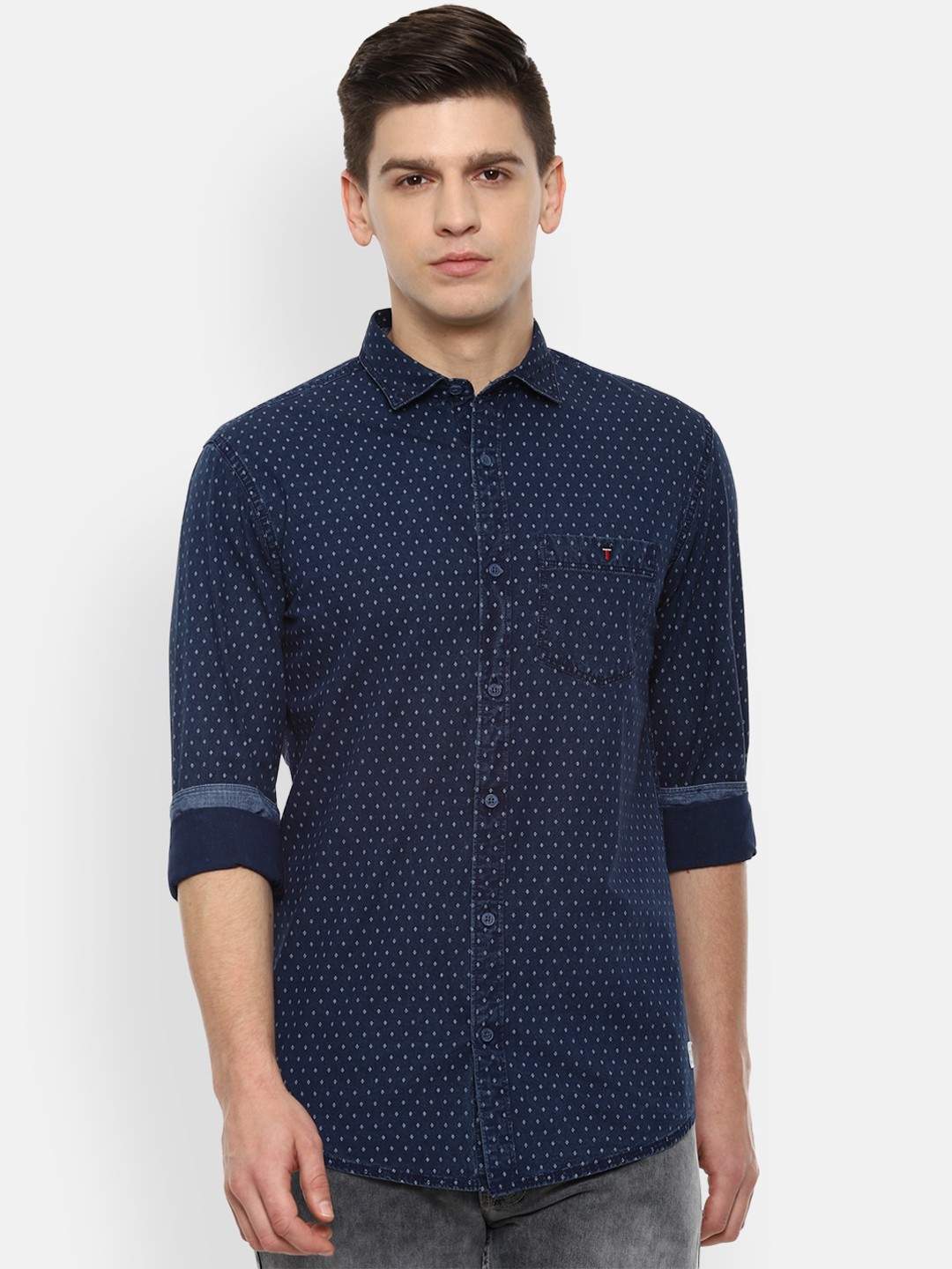 

Louis Philippe Jeans Men Navy & White Blue Slim Fit Printed Pure Cotton Casual Shirt, Navy blue