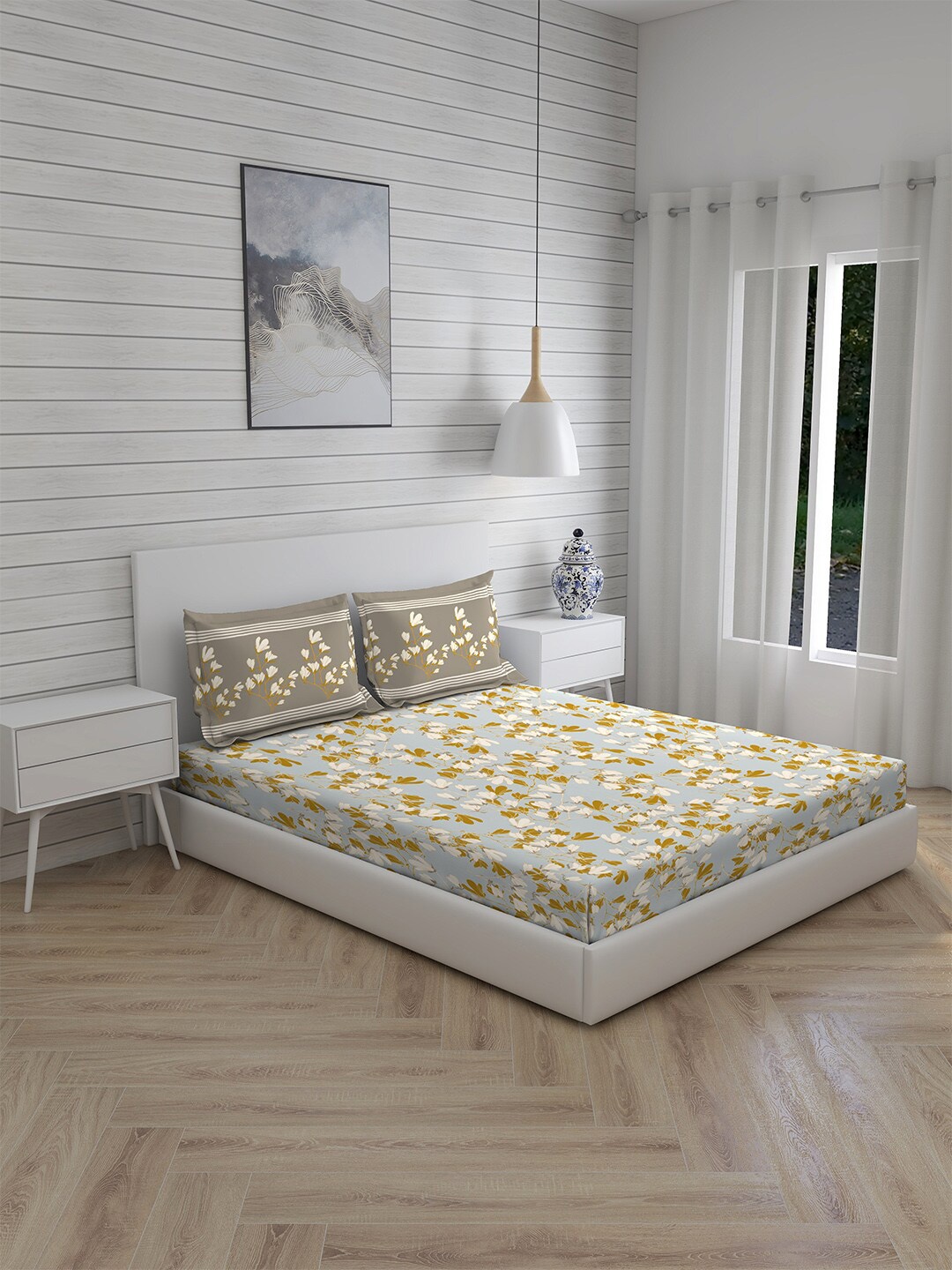 

Layers Beige & Olive Green Floral 104 TC Queen Bedsheet with 2 Pillow Covers