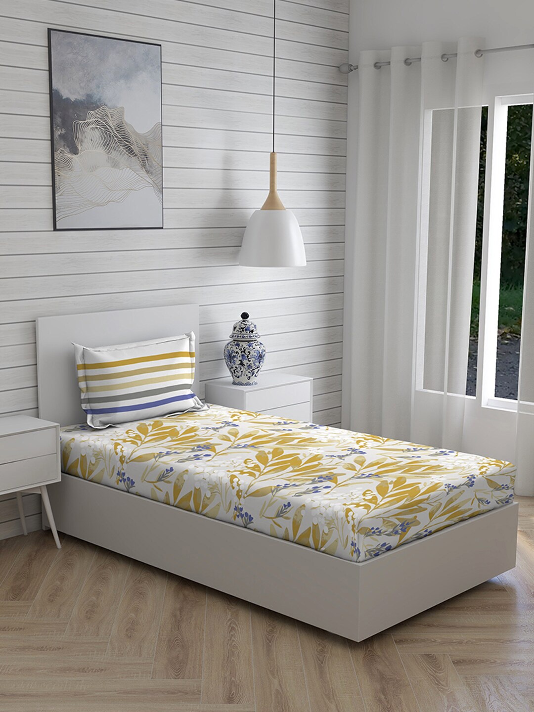 

Layers Beige & Yellow Floral 104 TC Single Bedsheet with 1 Pillow Covers
