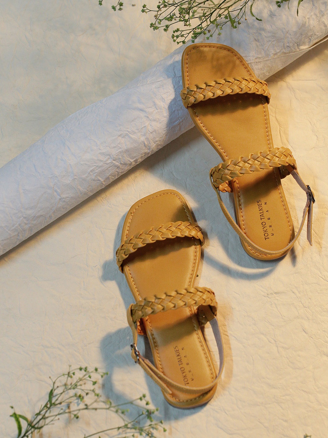 

Tokyo Talkies Women Mustard Yellow Open Toe Flats