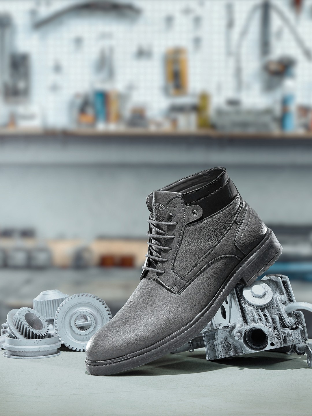 

The Roadster Lifestyle Co Men Grey Solid Mid-Top Flat Boots