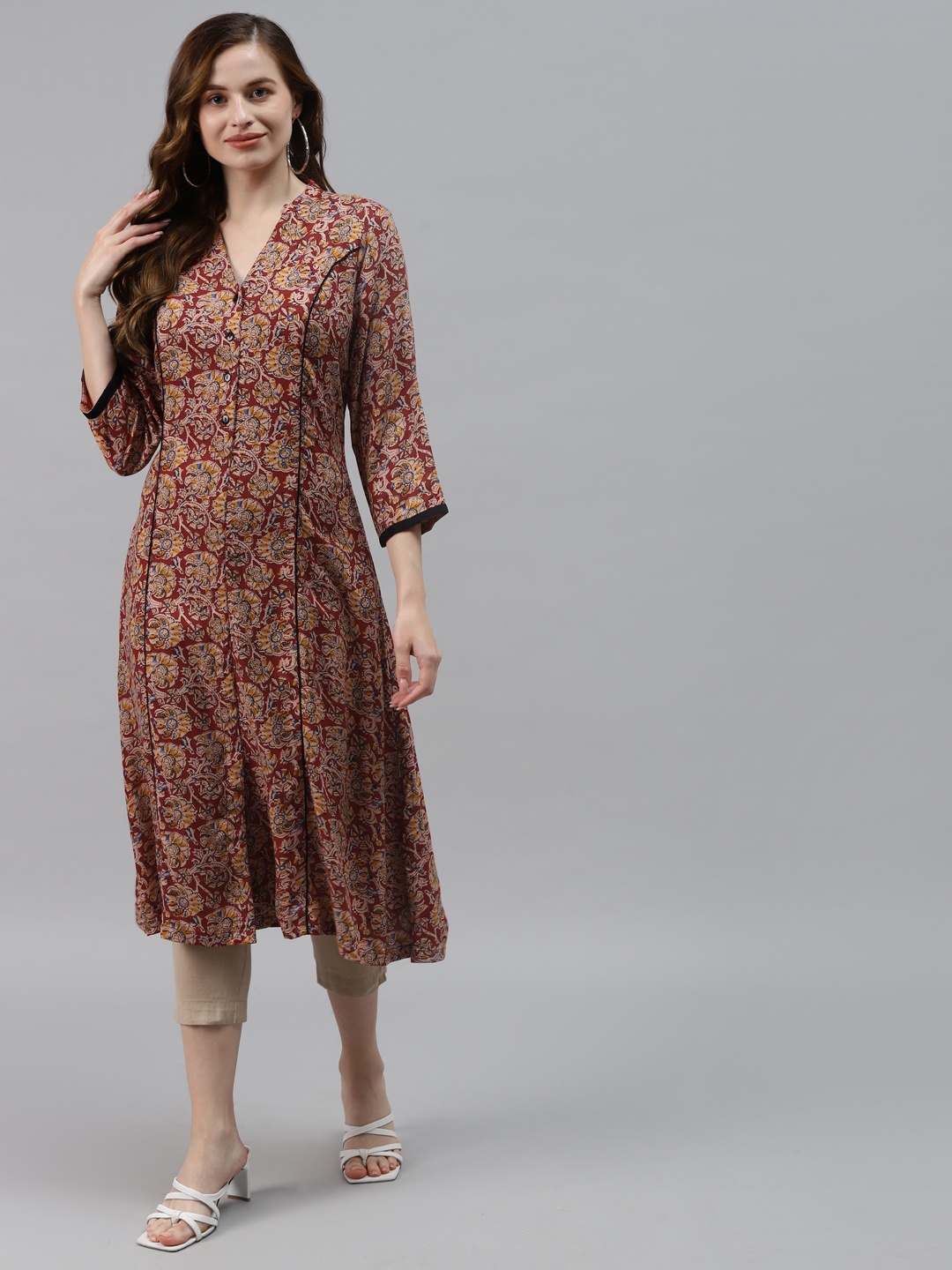 

Ayaany Women Rust Red & Beige Printed Kurta