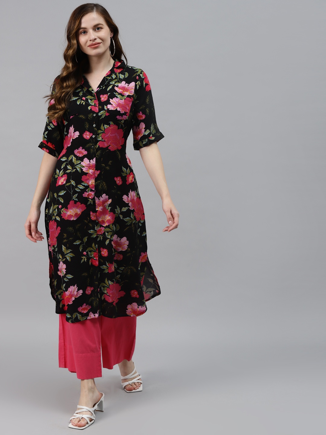 

Ayaany Women Black & Pink Floral Printed Kurta