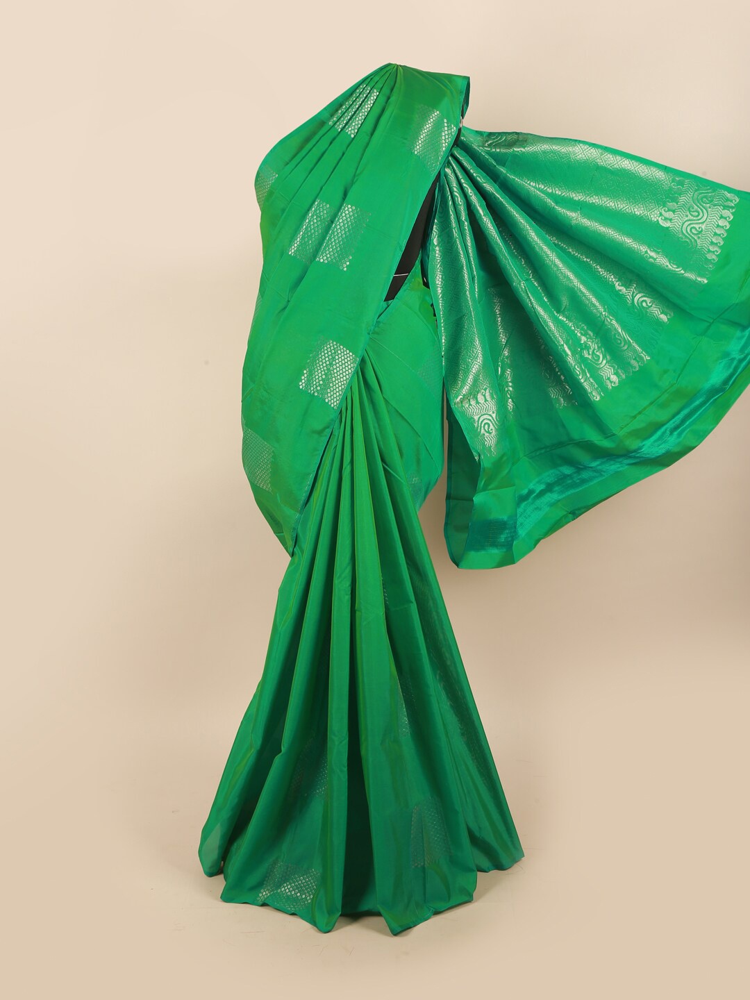 

Pothys Green & Silver-Toned Woven Design Zari Silk Cotton Saree