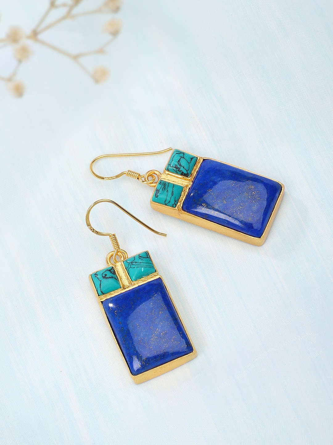 

Fabindia Gold-Toned Contemporary Ear Cuff Earrings