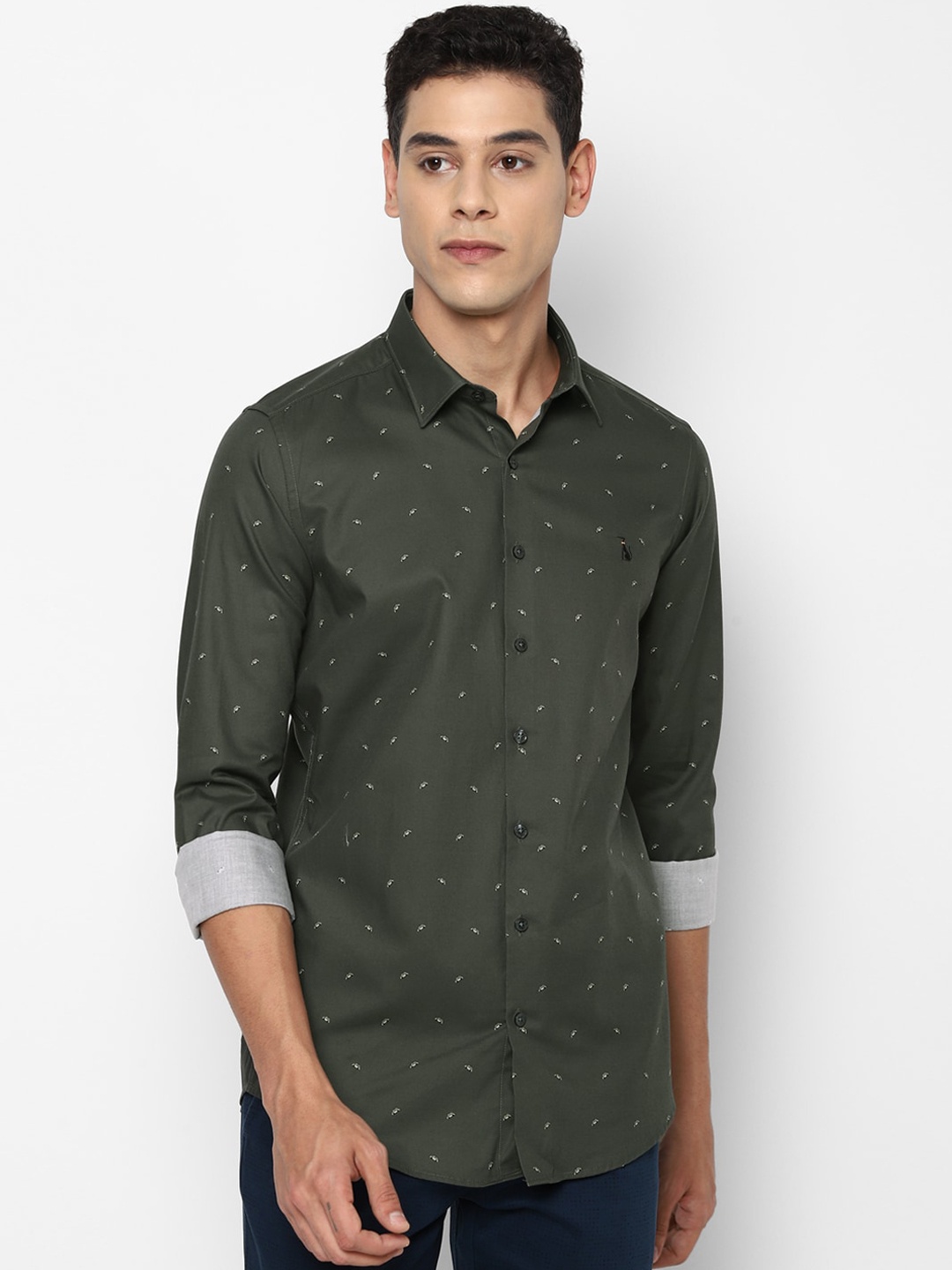 

SIMON CARTER LONDON Men Olive Green Slim Fit Opaque Printed Casual Shirt