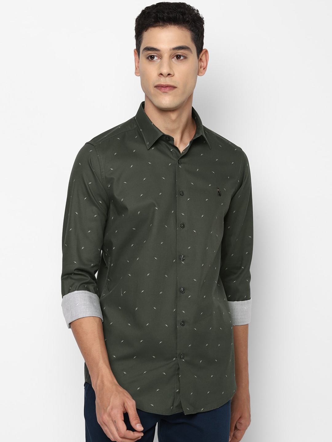 

SIMON CARTER LONDON Men Olive Green Slim Fit Opaque Printed Casual Shirt