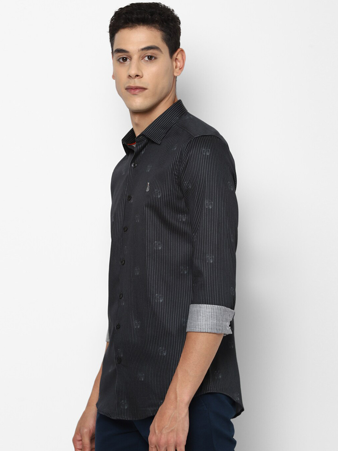 

SIMON CARTER LONDON Men Black Slim Fit Opaque Printed Casual Shirt