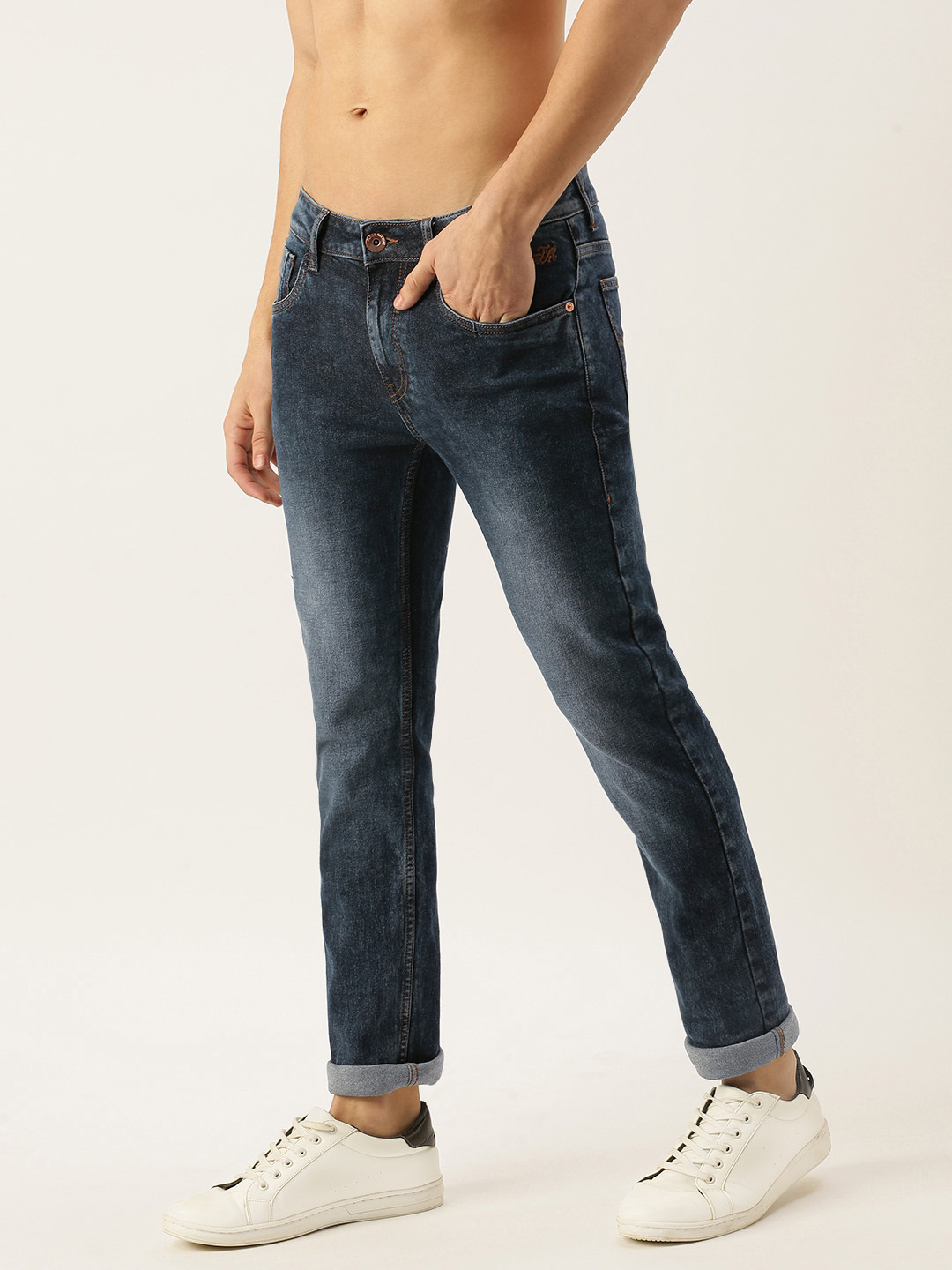 

Flying Machine Men Blue Slim Fit Light Fade Stretchable Jeans