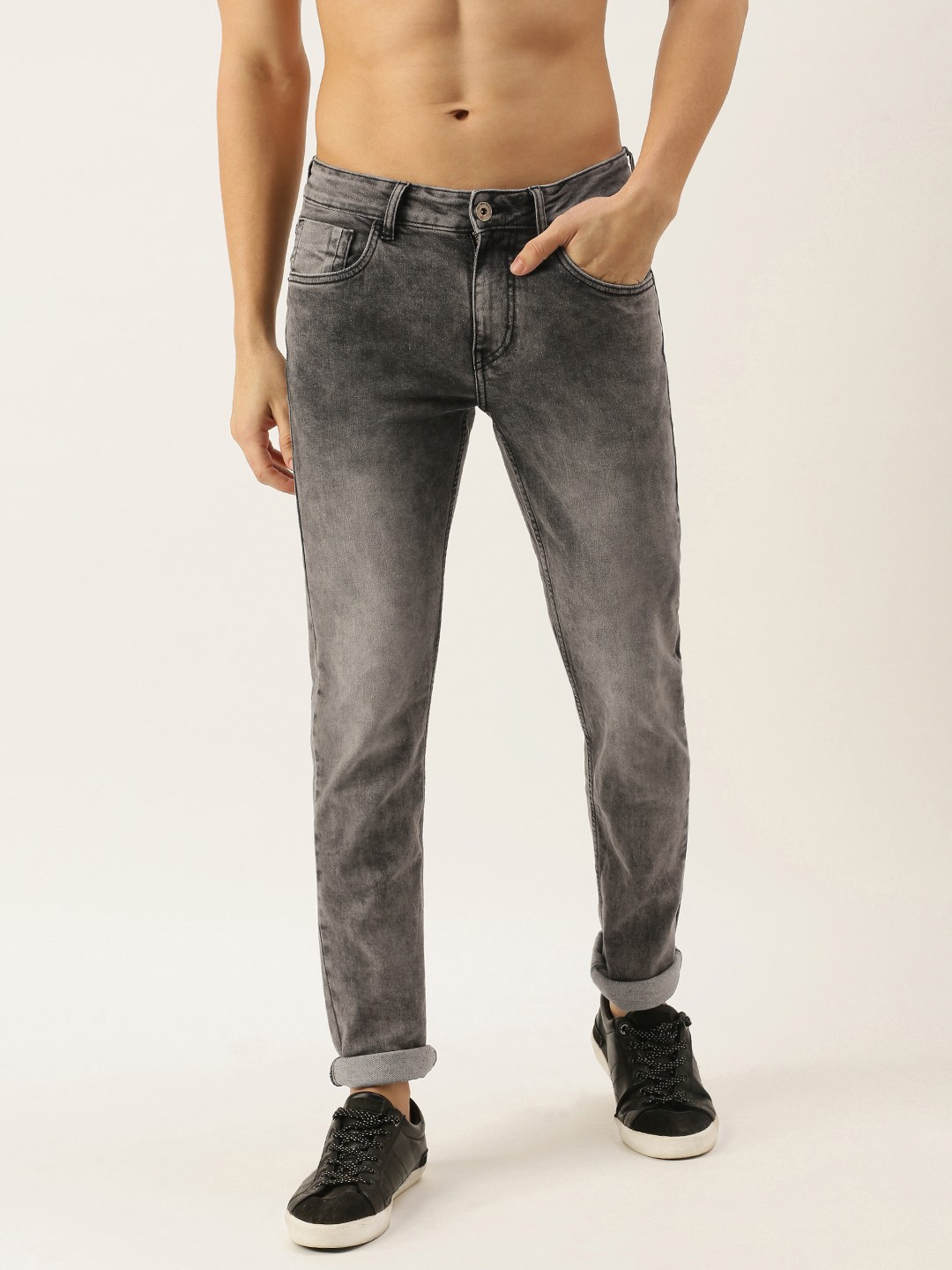 

Flying Machine Men Black Slim Tapered Fit Heavy Fade Stretchable Jeans
