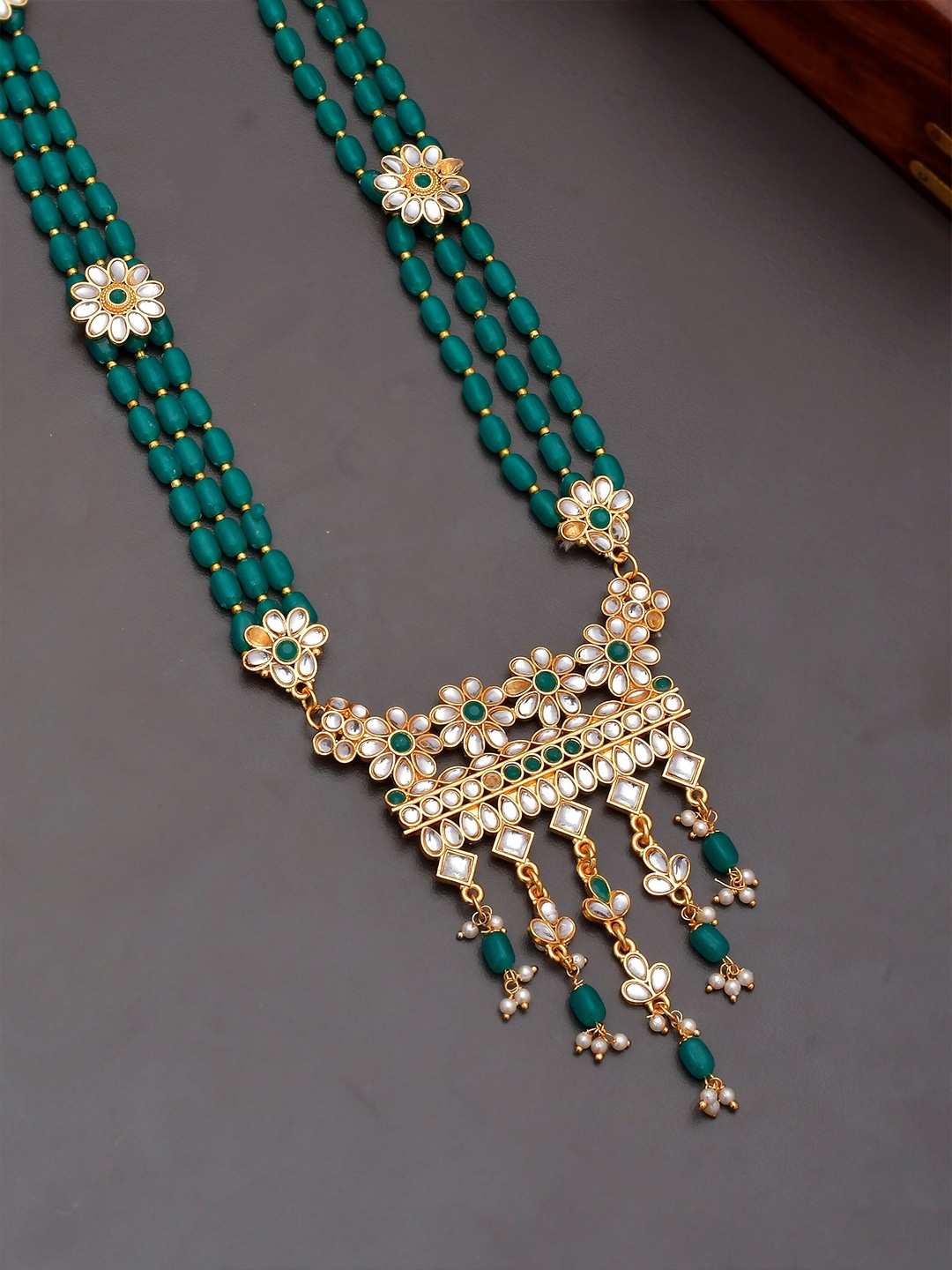 

Silvermerc Designs Gold-Plated & Green Kundan Studded Necklace