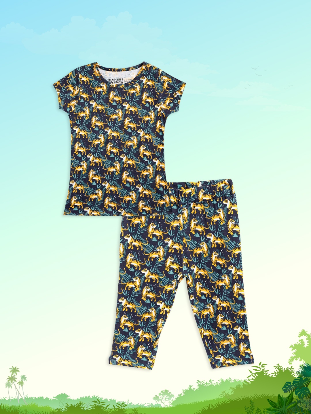 

HERE&NOW Girls Navy & Mustard Yellow Pure Cotton Tiger Print Pyjamas Set, Navy blue
