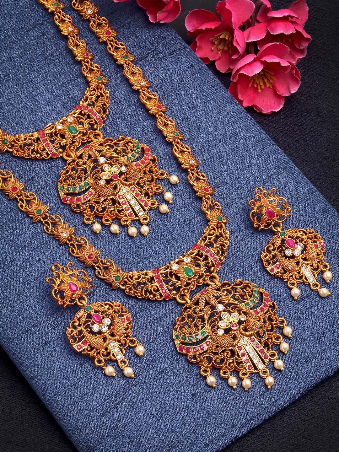 

KARATCART Gold-Plated & Pink Peacock Shape Kundan Jewellery Set