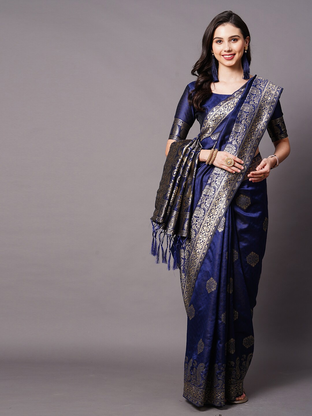 

Mitera Navy Blue & Gold-Toned Woven Design Zari Silk Blend Banarasi Saree