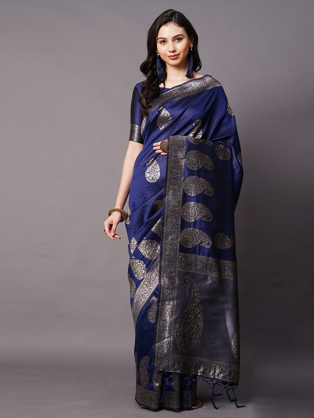 

Mitera Navy Blue & Gold-Toned Woven Design Zari Silk Blend Banarasi Saree