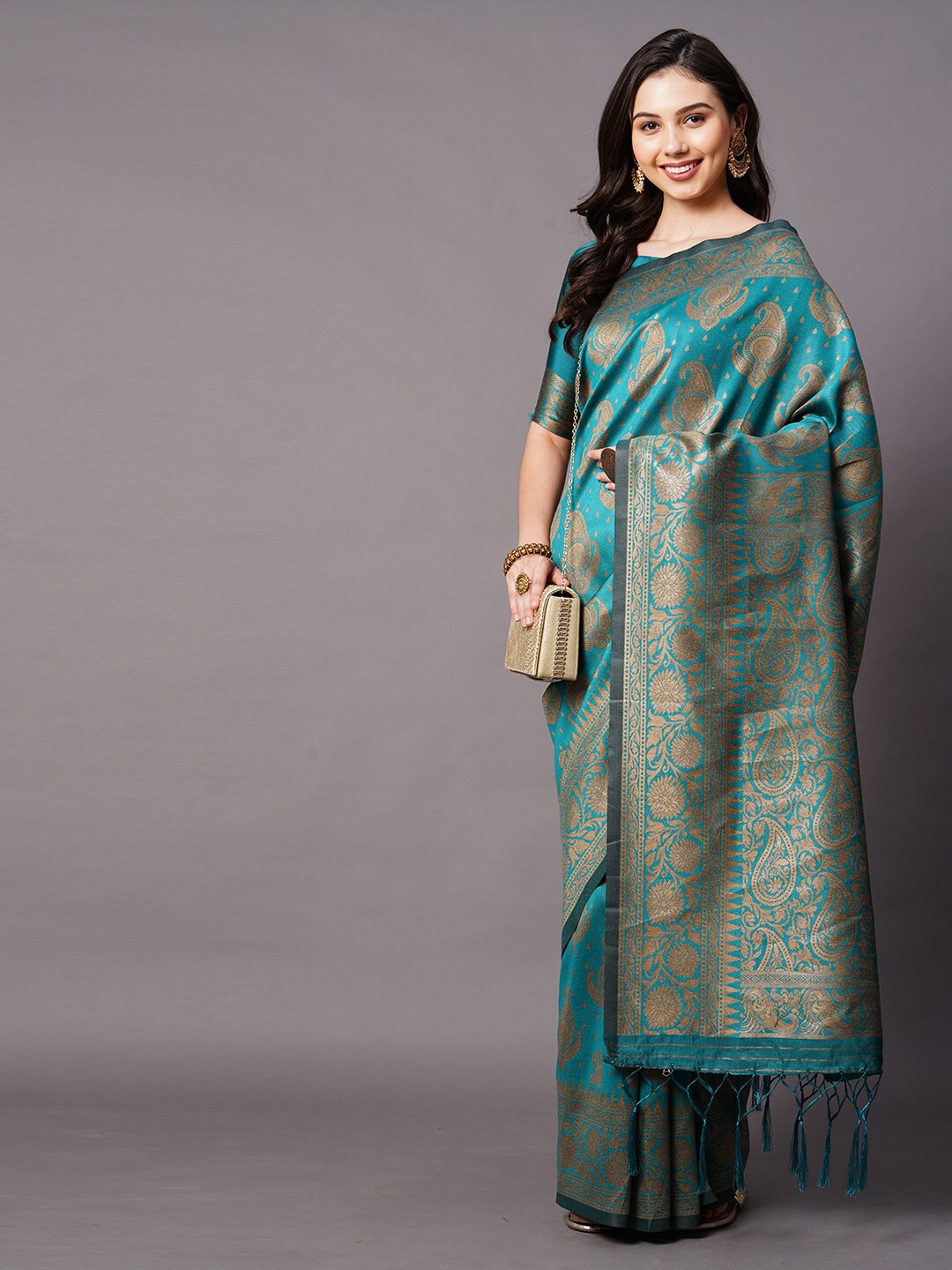 

Mitera Teal & Gold-Toned Woven Design Zari Silk Blend Saree