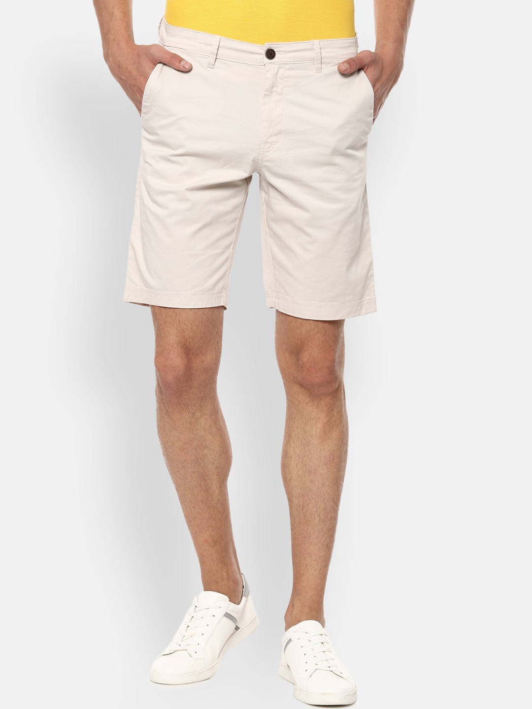 

Van Heusen Sport Men Cream-Coloured Regular Shorts