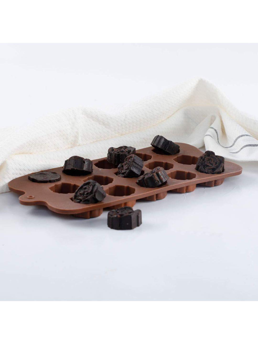 

Wonderchef Brown Solid Ambrosia Silicone Mould