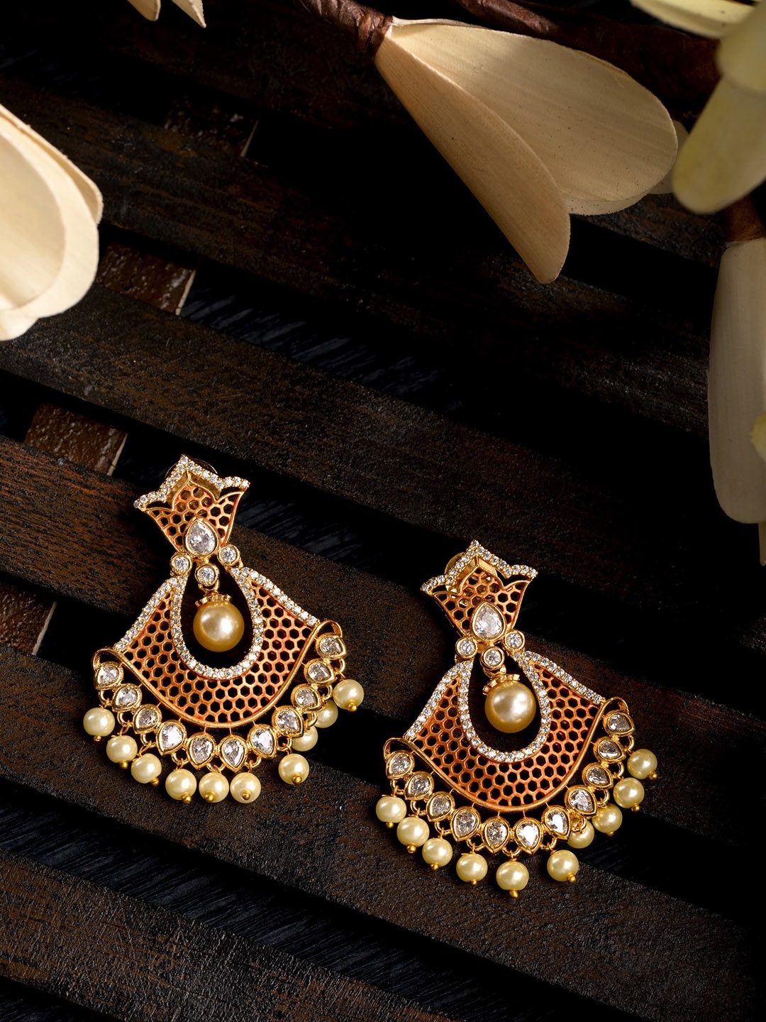 

Saraf RS Jewellery Gold Plated Gold-Toned Crescent Shaped Drop Earrings