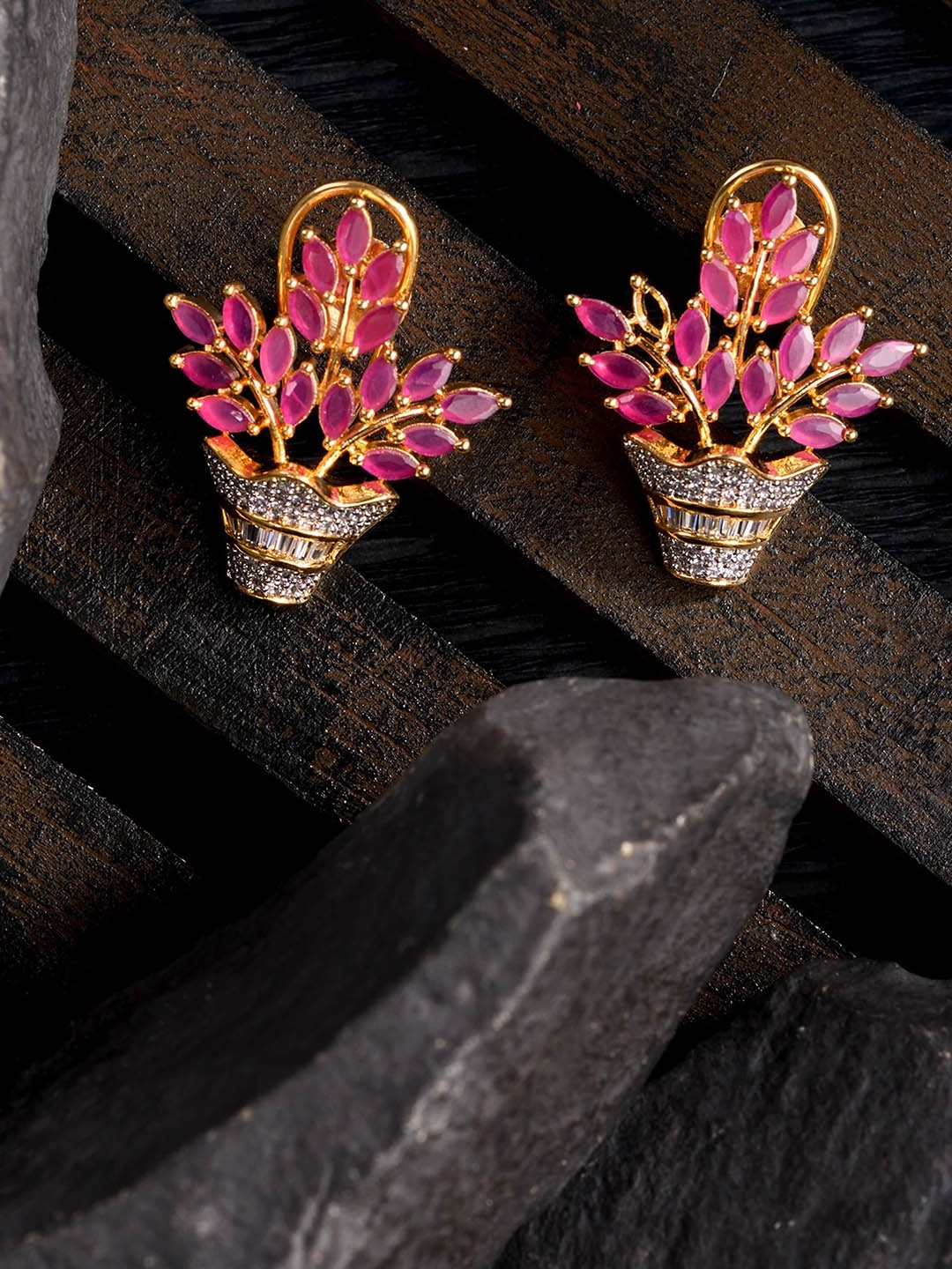 

Saraf RS Jewellery Magenta Floral Studs Earrings