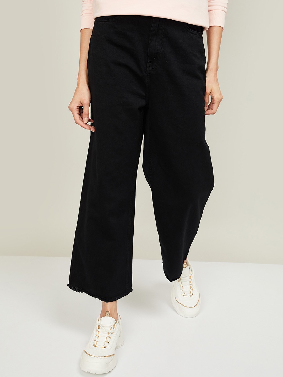 

Ginger by Lifestyle Women Black Cotton Jeans