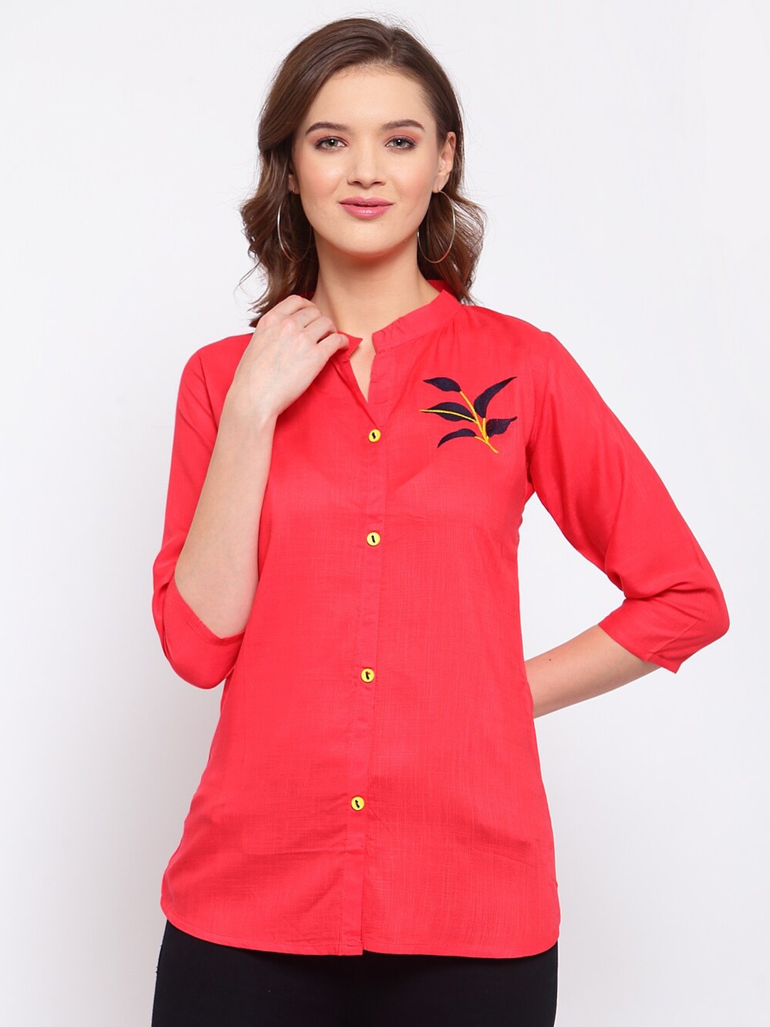 

SERONA FABRICS Red Band Collar Placement Print Shirt Style Top
