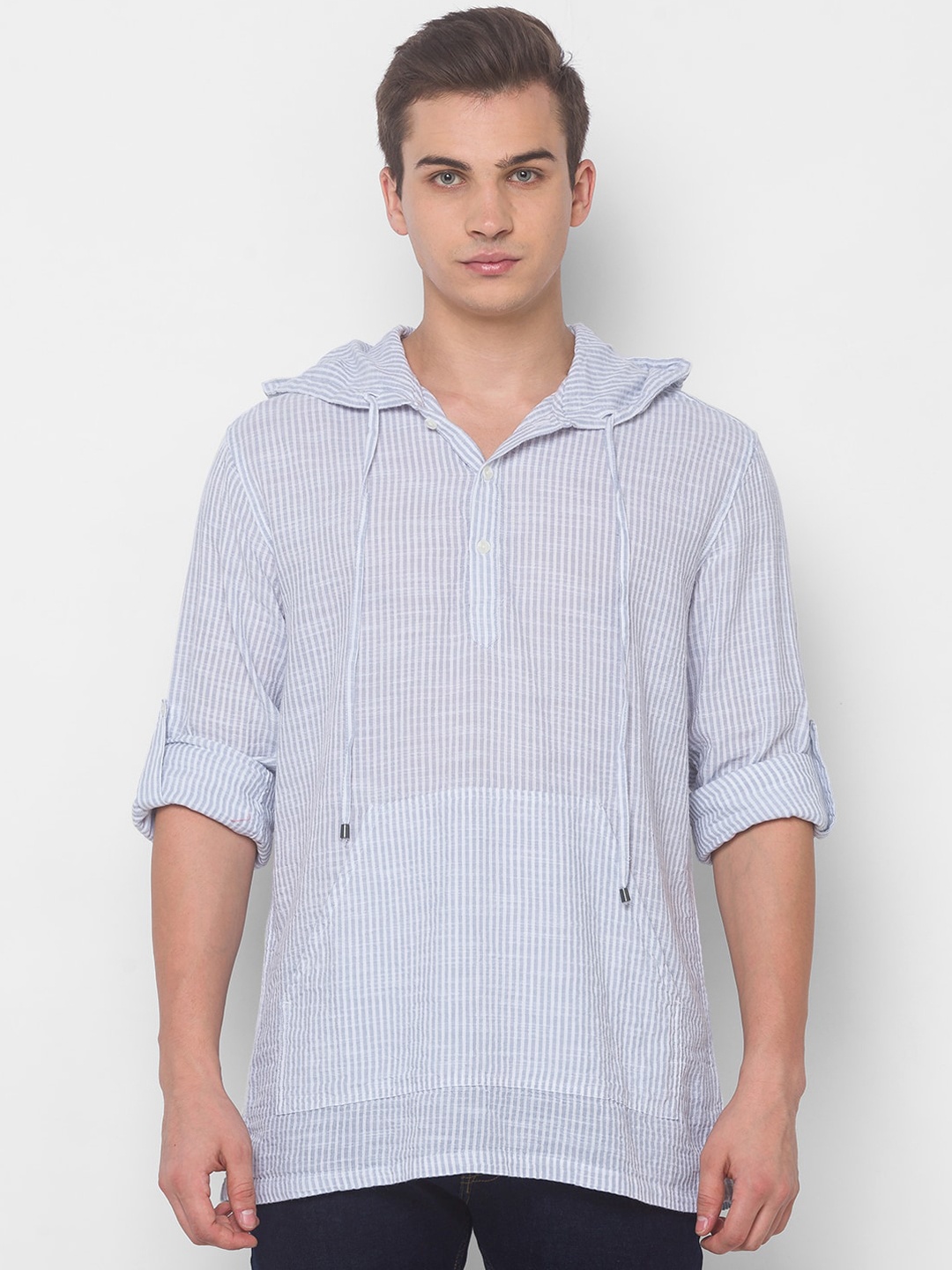 

Globus Men Blue & White Striped Casual Shirt