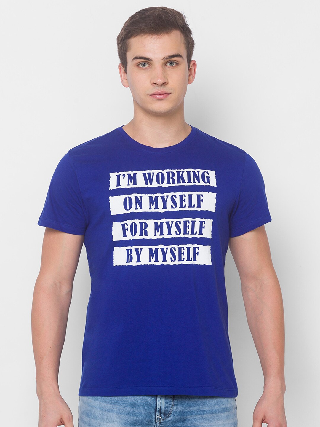 

Globus Men Blue Typography Printed Raw Edge T-shirt