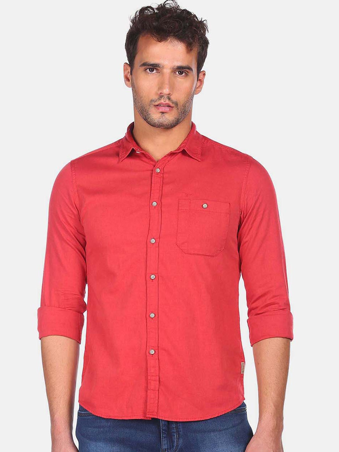 

Flying Machine Men Red Solid Slim Fit Pure Cotton Casual Shirt