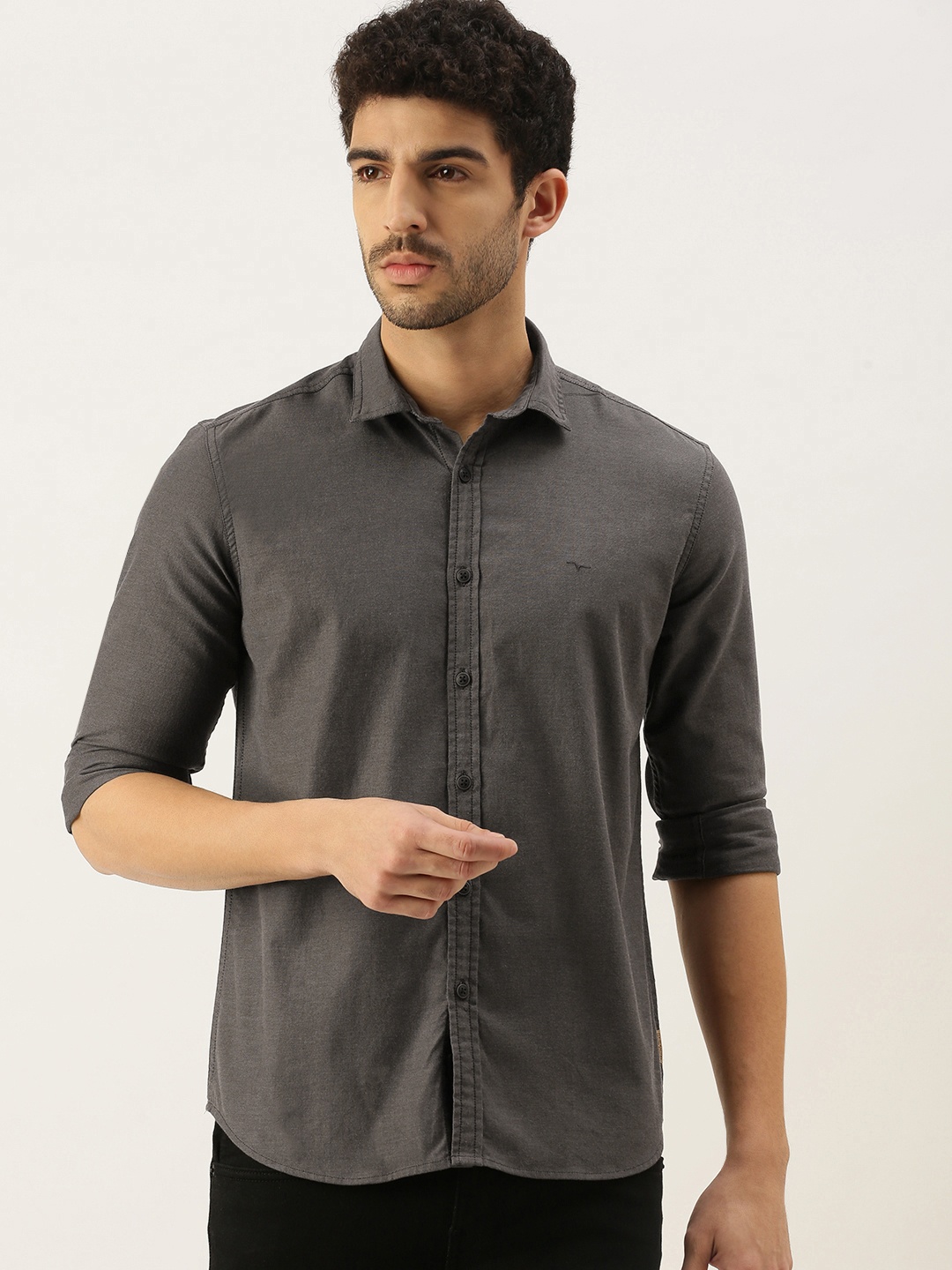 

Flying Machine Men Charcoal Grey Slim Fit Solid Pure Cotton Casual Shirt