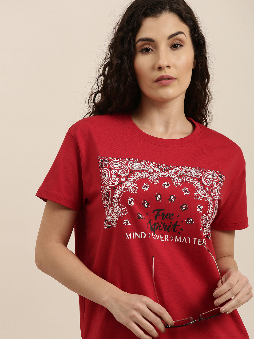 

Difference of Opinion Women Red Printed Boxy T-shirt